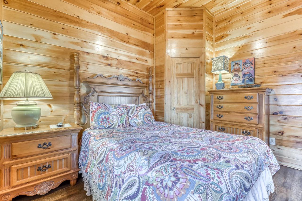 Holly Berry Villa Pigeon Forge Dış mekan fotoğraf